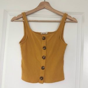 Botton Front Crop Top